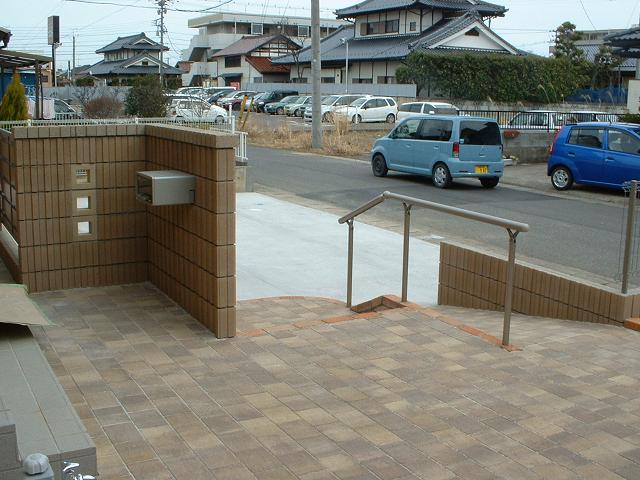 姫路城の表層強化剤でリフォーム・福島県郡山市