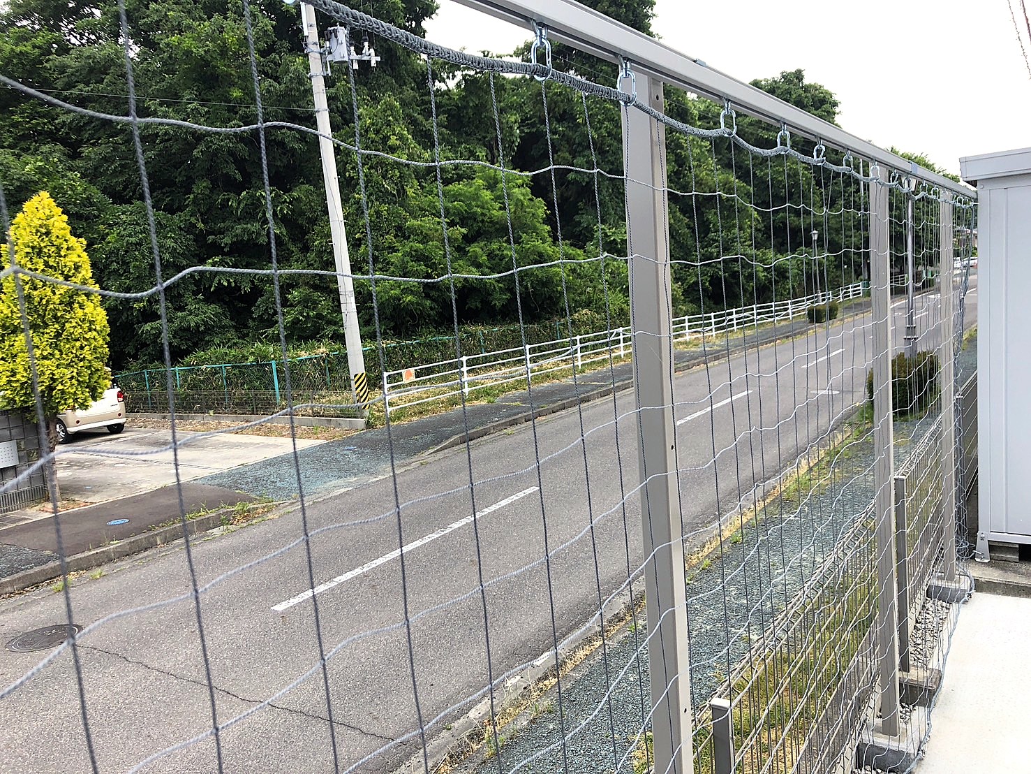 道路側の防球ネット