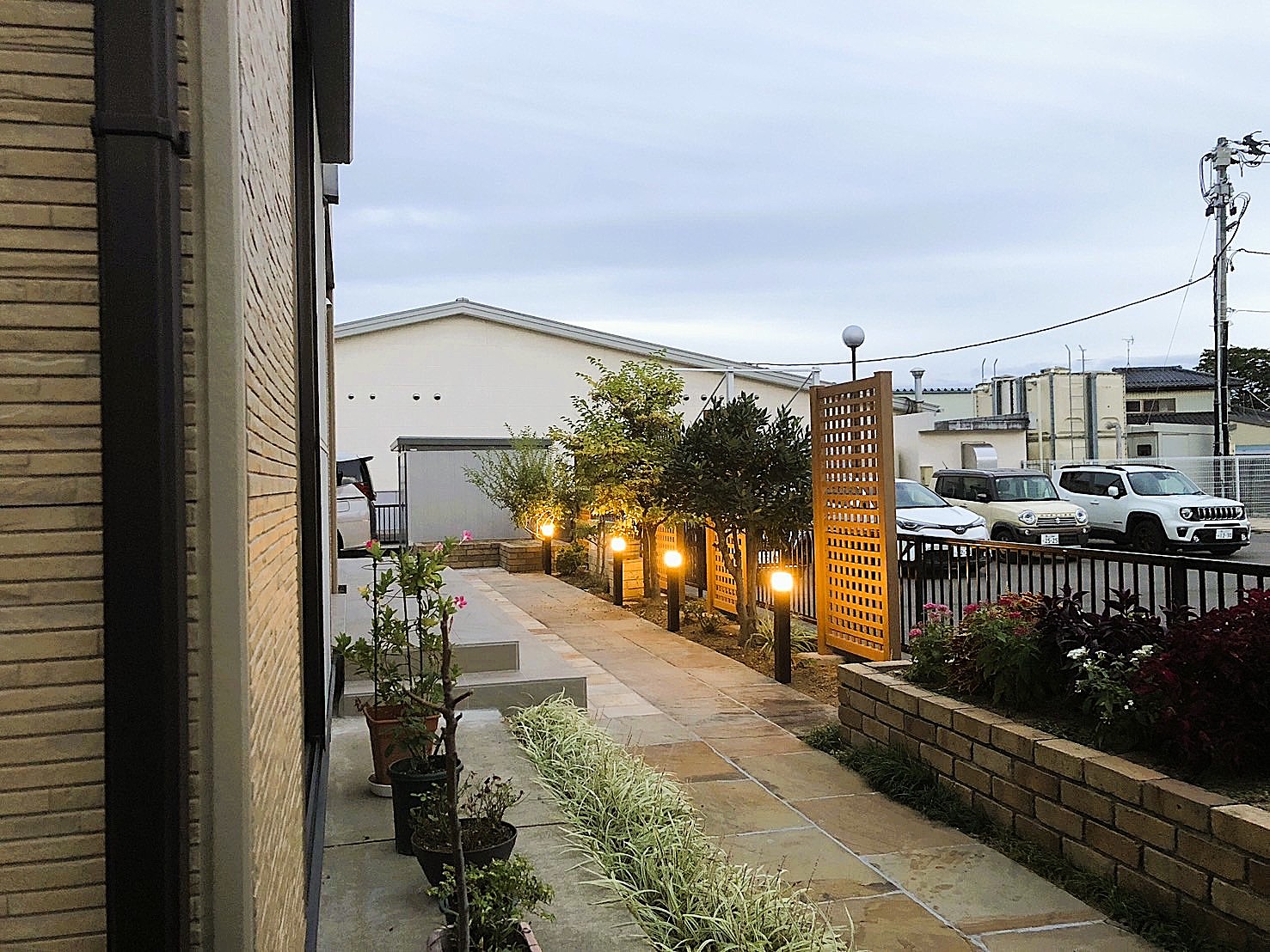 夕方ライトアップ