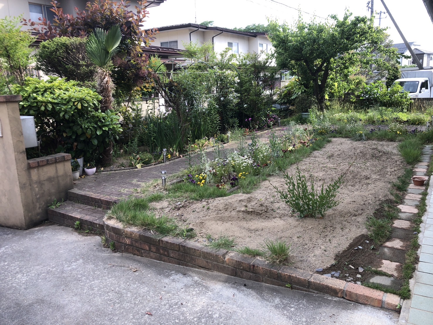 広い花壇